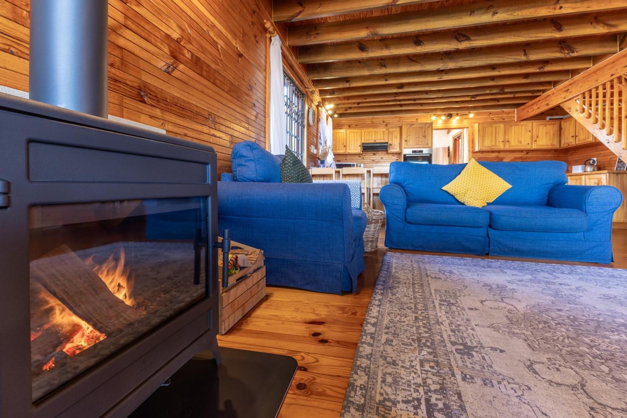 Lark House, Peaceful Mountain Home With Ocean Views And Power Backup 开普敦 外观 照片